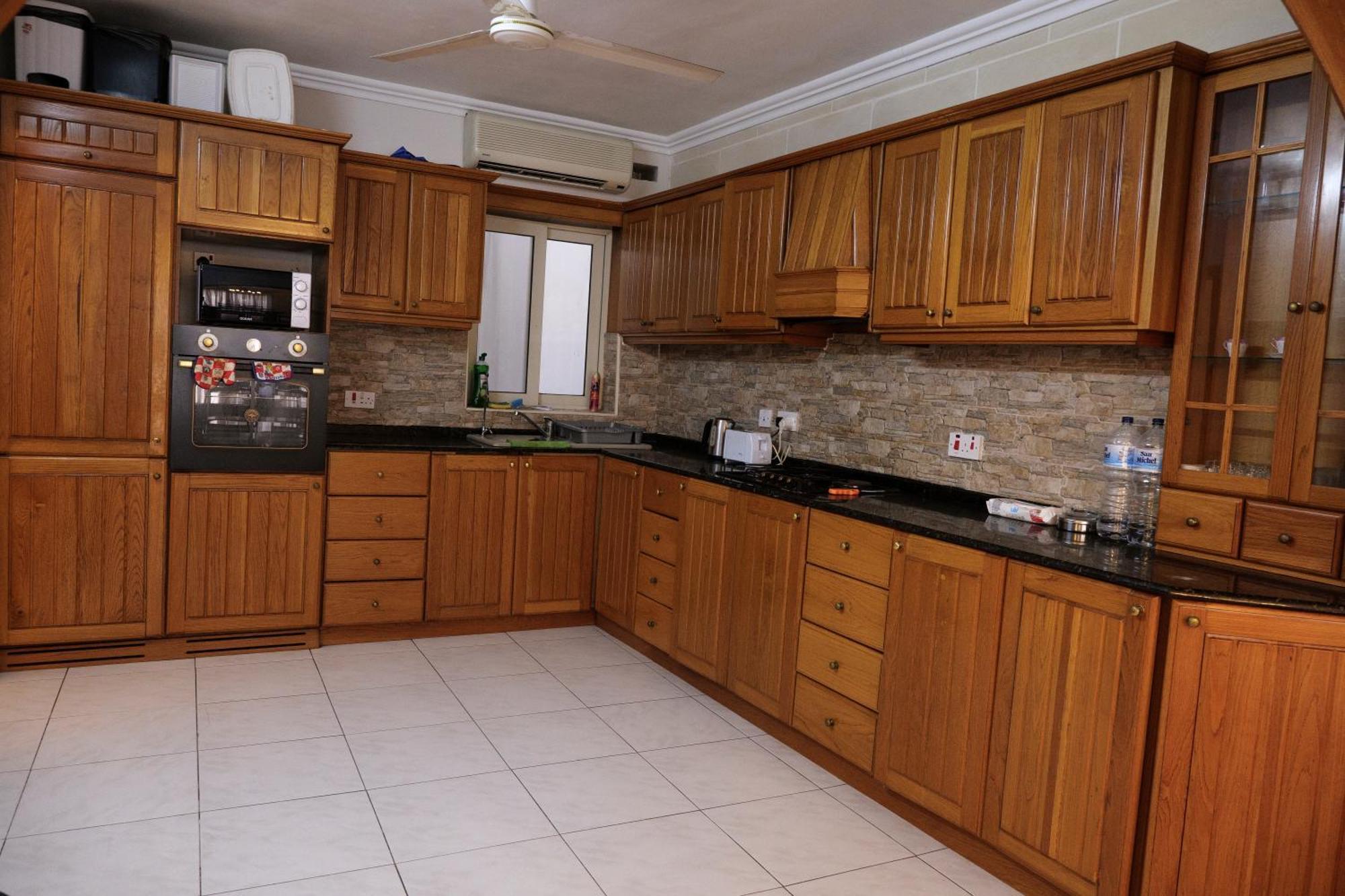 St Julians Balutta Bay Huge Flat! -2Min From Seafront Apartment Saint Julian's Екстериор снимка
